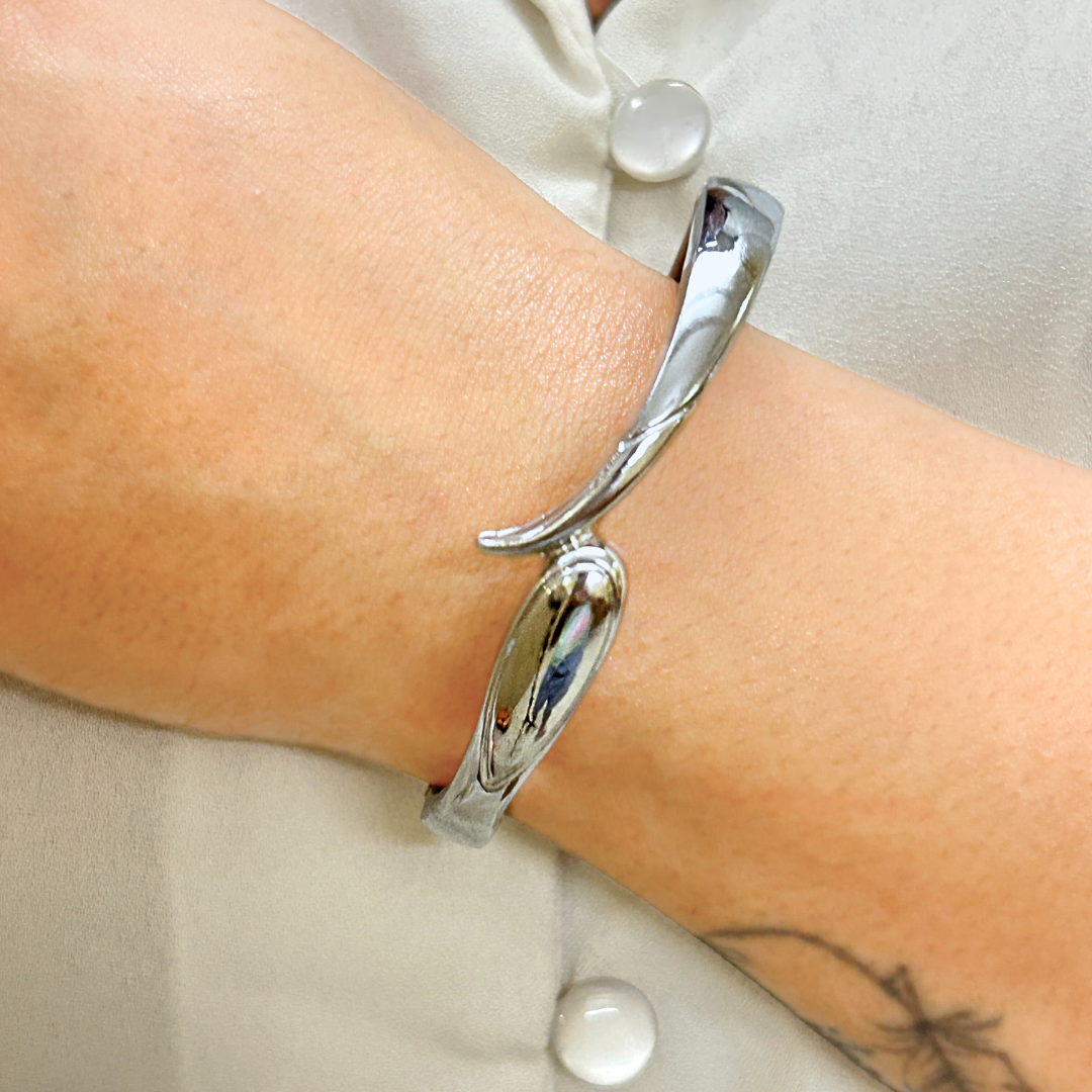 Curve Cuff