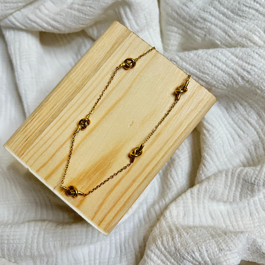 Eternal Knot